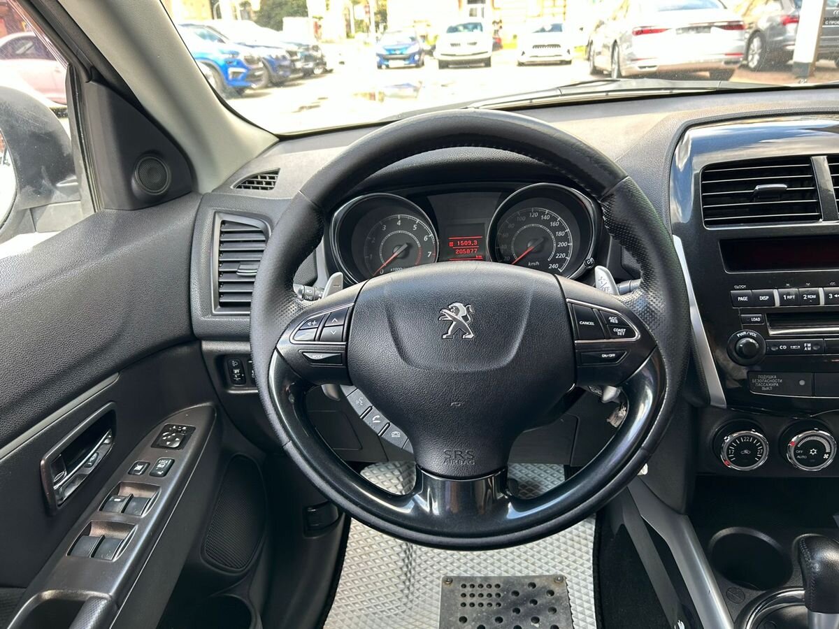 Peugeot 4008