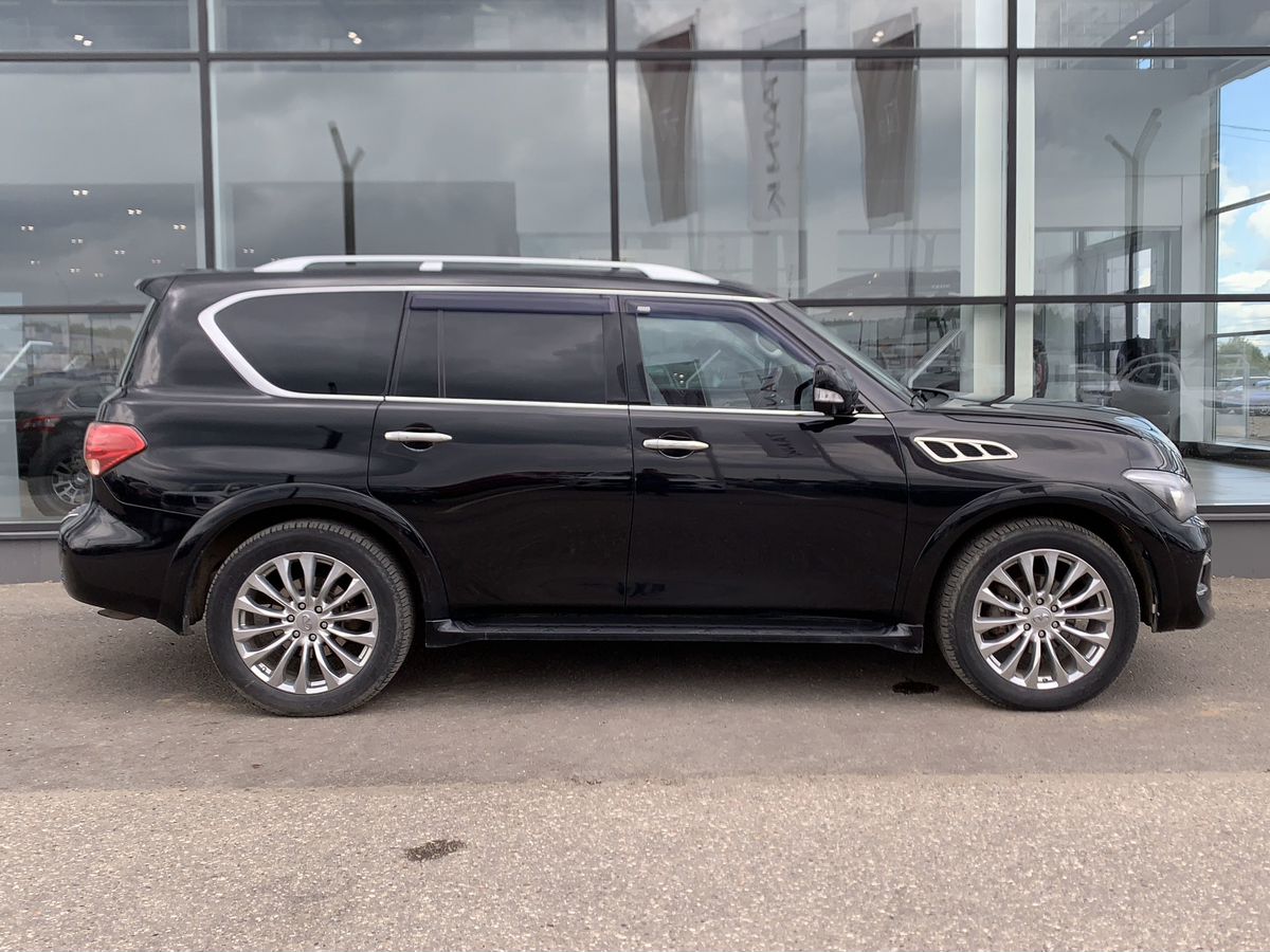 Infiniti QX80