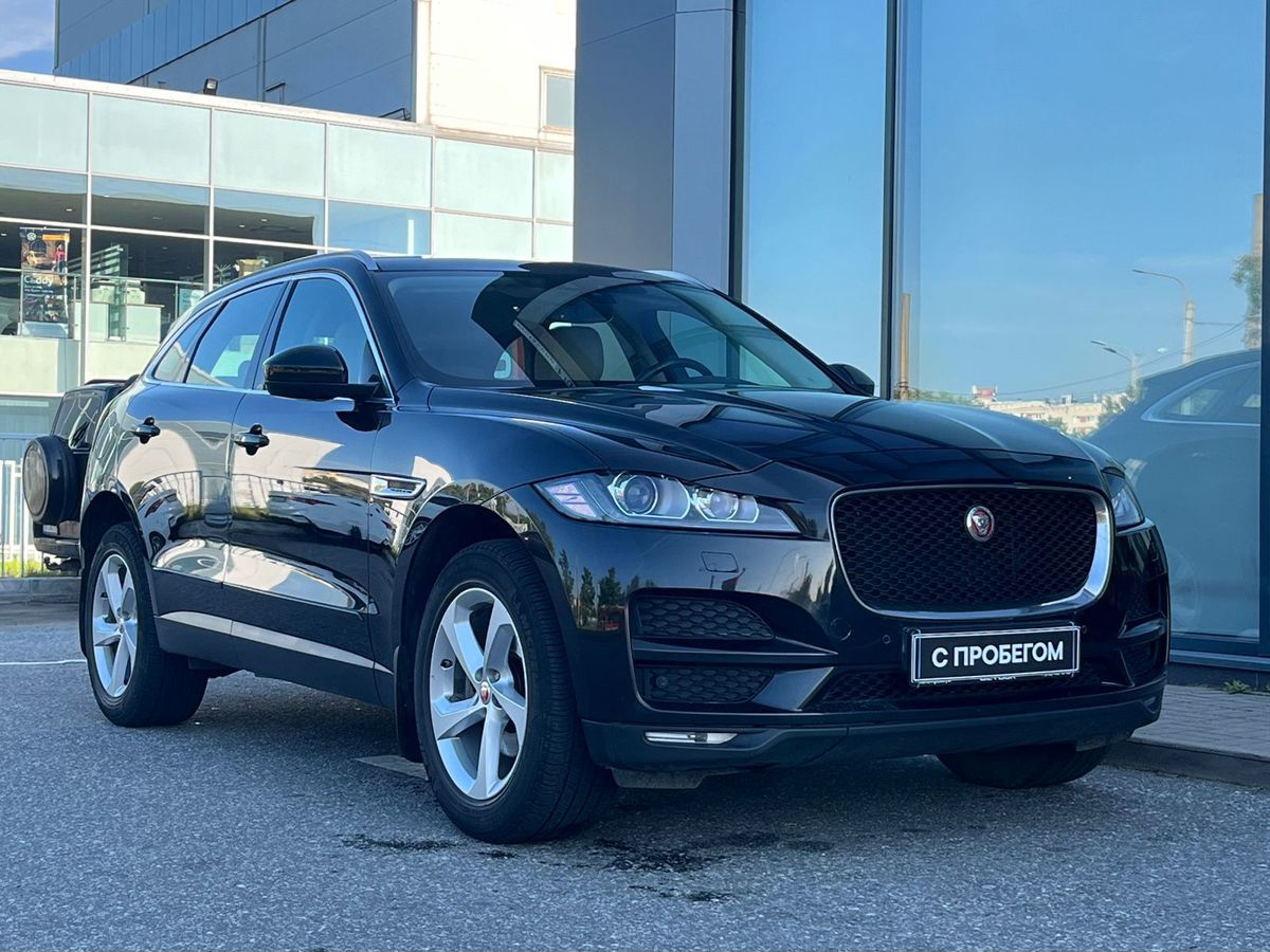 Jaguar F-Pace