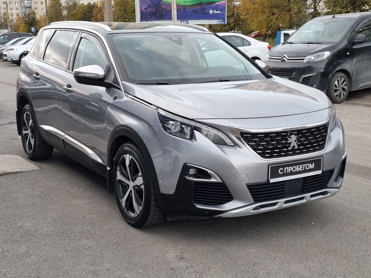 Peugeot 5008